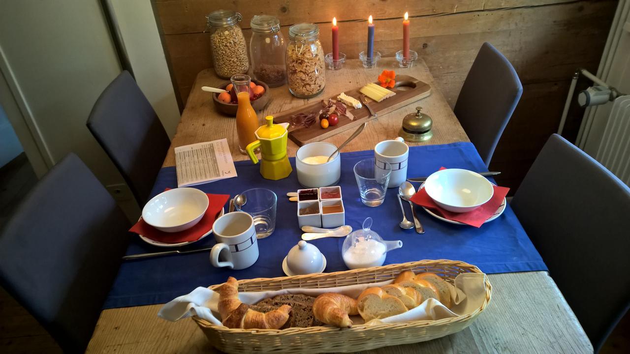 Bnb Hasatrog Jenaz Extérieur photo
